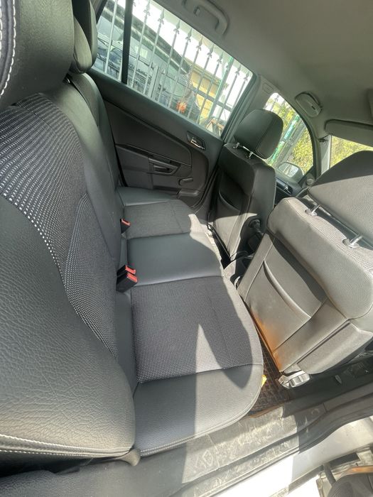 Opel Astra H  1.6 Хеp на части
