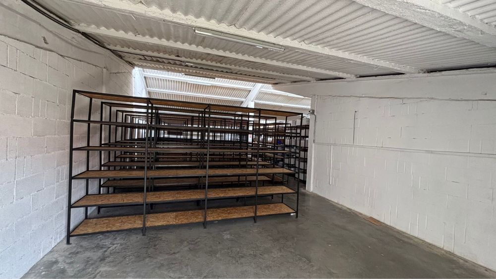 Hala de inchiriat 200m2 sau 400m2