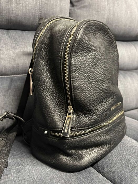 Rucsac Michael Kors negru piele - original - București/livrare curier