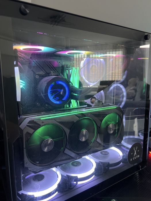 Компютър RTX 3060 TI i7 10700KF 32GB ram водно охлаждане