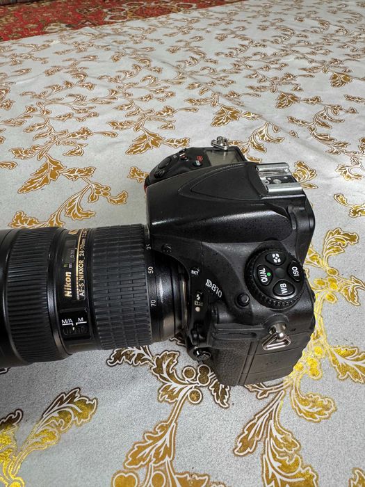 Nikon d810. Qo'shib beriladi 4-ta  obektiv