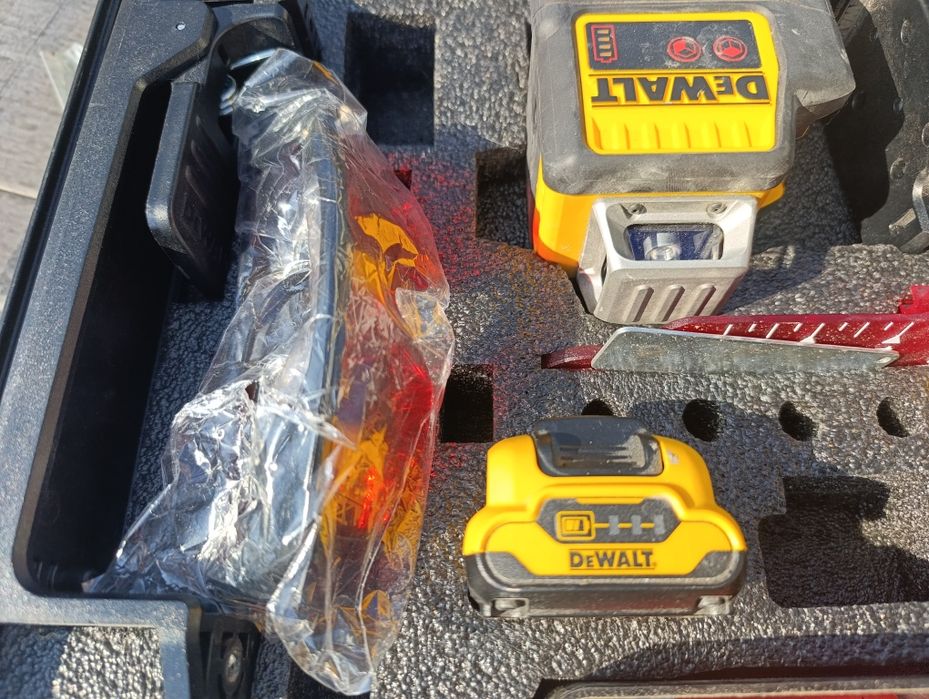 Лазерен нивелир Девалт / DeWALT