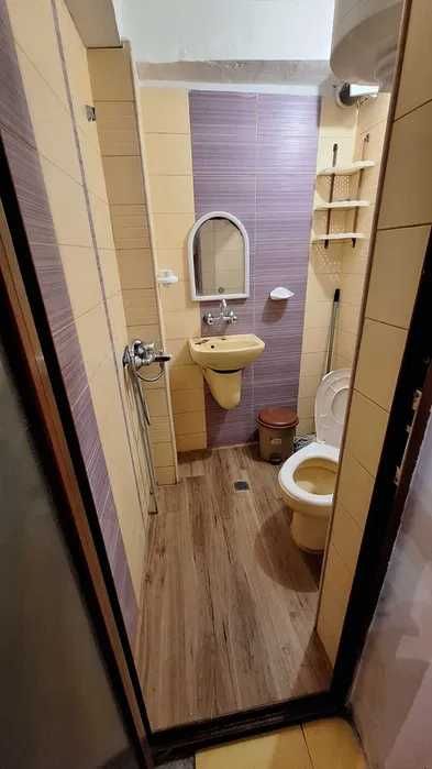 Дава се под наем Едностаен апартамент в Бургас, Център - 36 кв.м за 275 € - Снимка #3