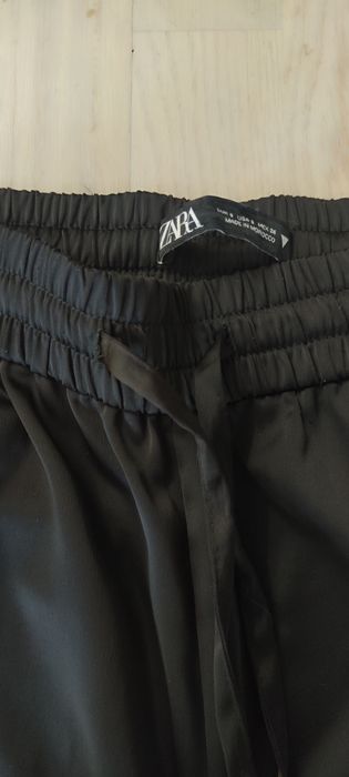 Сатениран панталон Зара- размер S