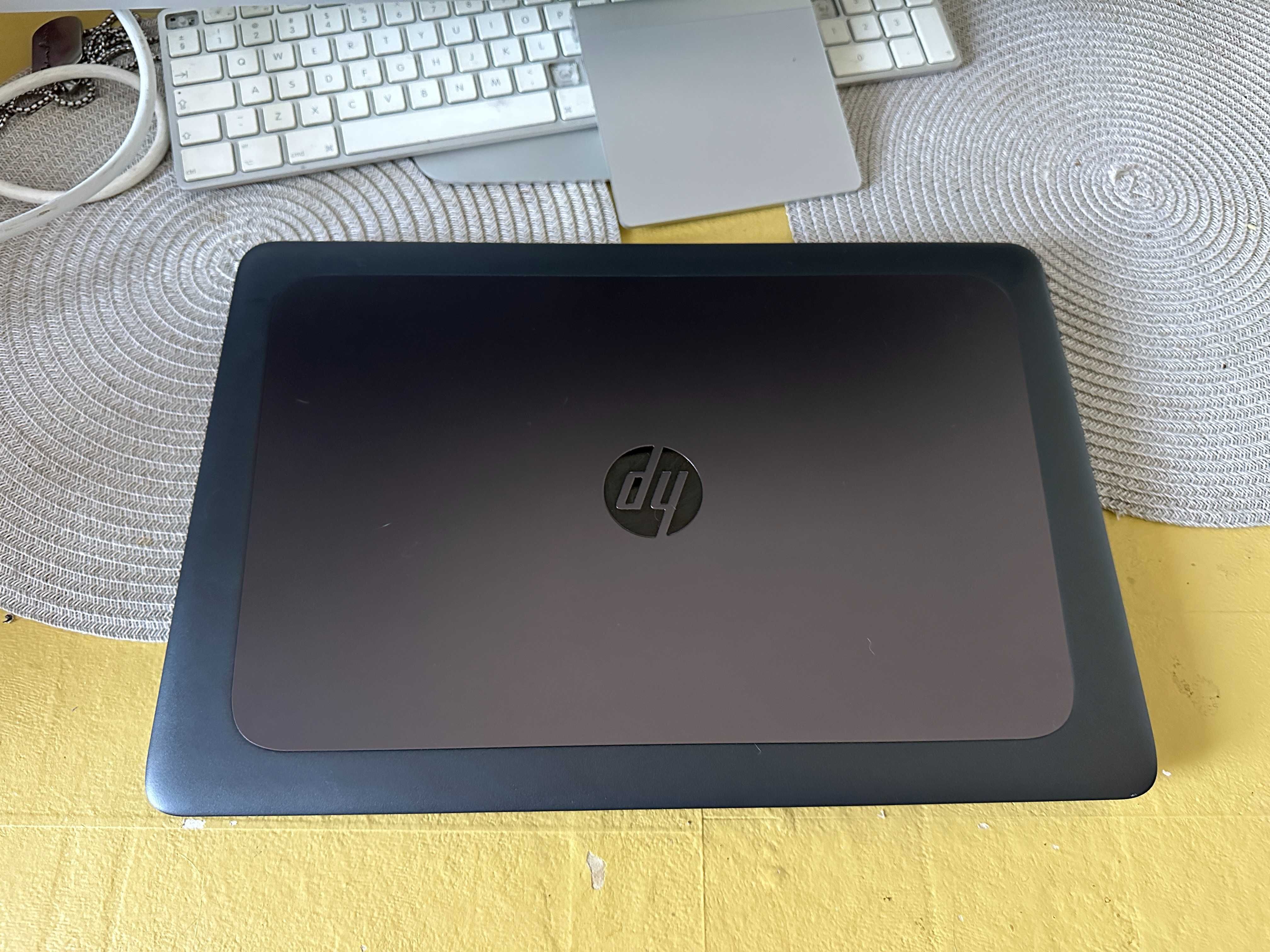 Laptop HP Zbook 15u -G4, i7 gen7, 16 gb, ssd 240gb, video 2 gb