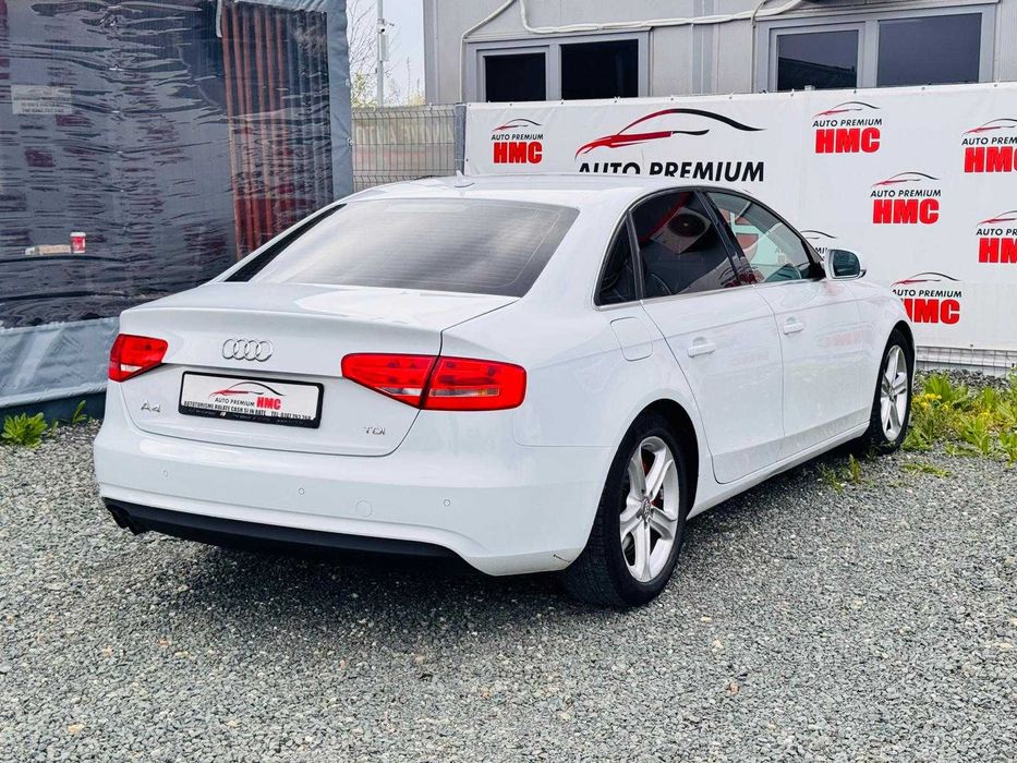 Audi A4 2.0 TDi 140 Cp 2012/2013 Rate sau Cash