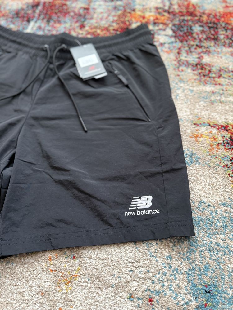 Мъжки къси панталони New balance