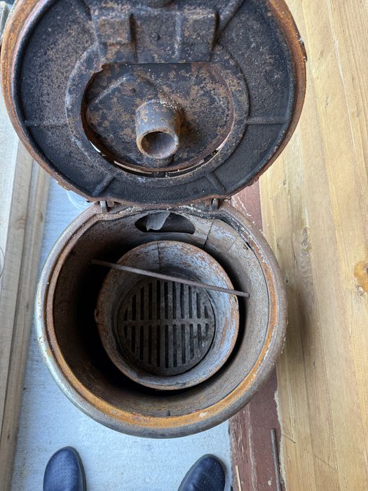 Печка на дърва (чудо) с отвор на димоотвода Ф130