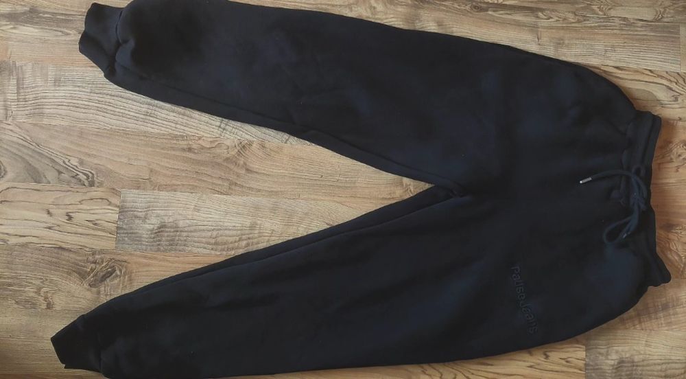 Унисекс спортно ватирано черно долнище PAUSE JEANS