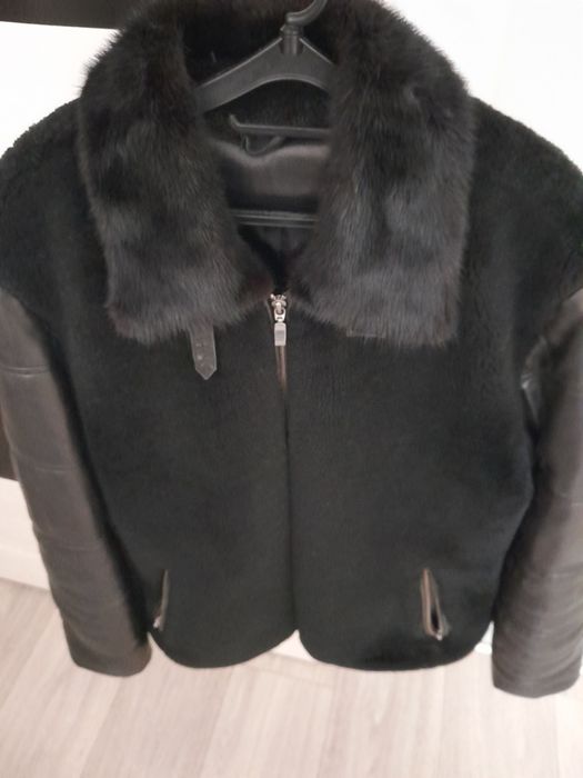 Мужскаая шубка куртка