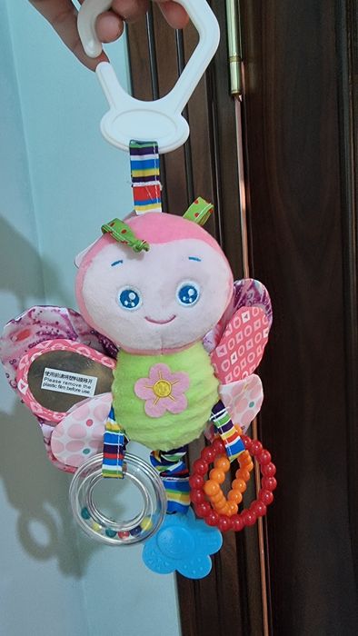 Развивающие игрушки набор Все Новый Цена за все 
110 000 сум охирги на