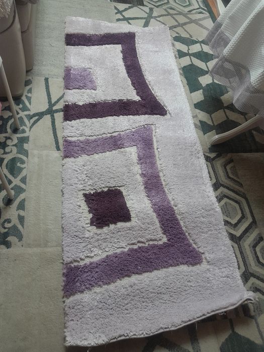 Продаю ковёр небольшой