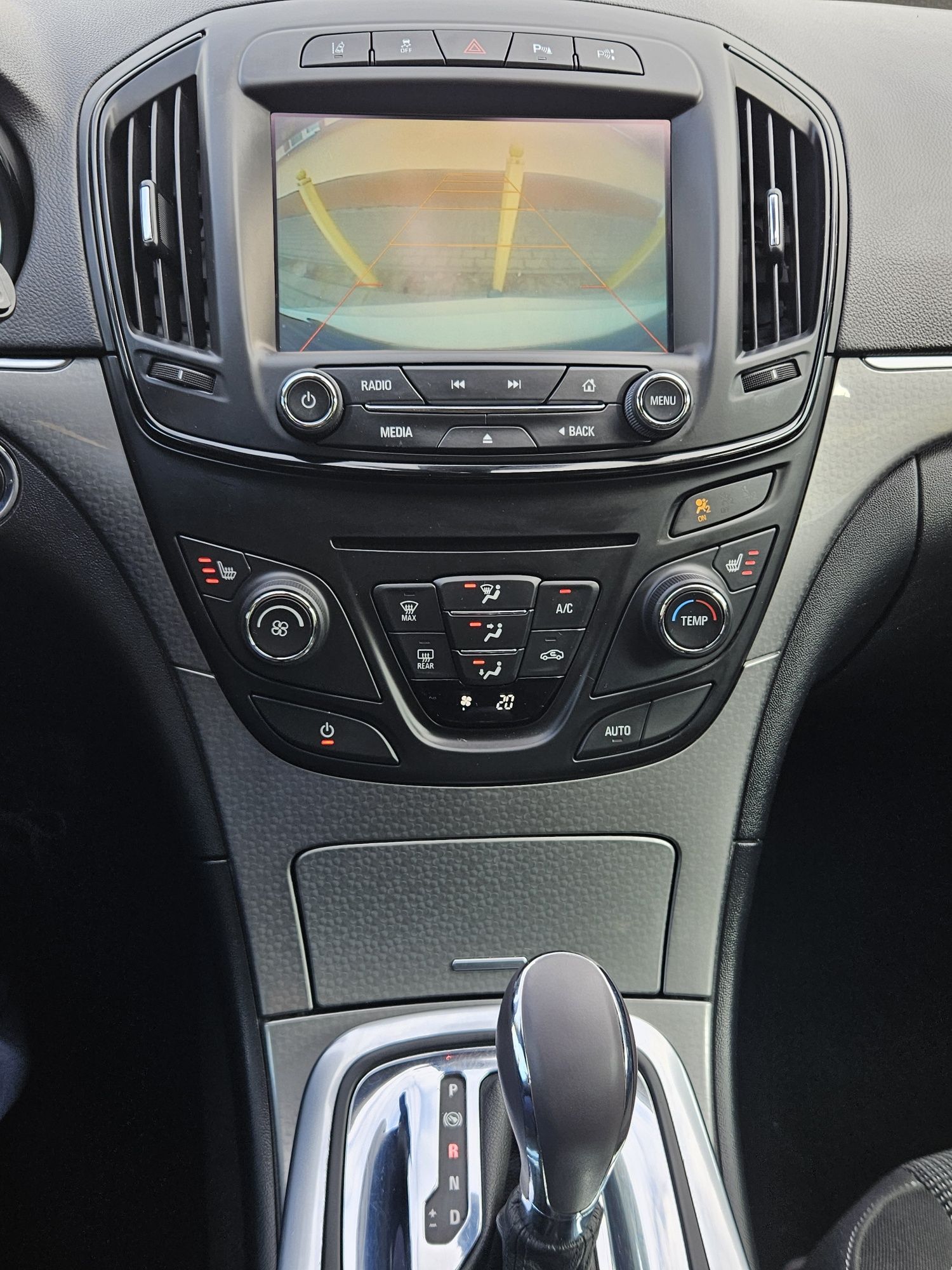 Opel Insignia -An 2016- 2.0(Diesel), 160(Cai), Transmisie automată,