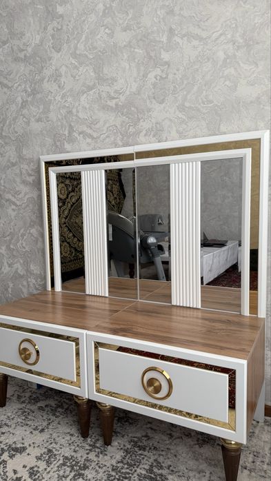 Мебел для дома  alohida qlib quysayam buladi holati yangday turbdi