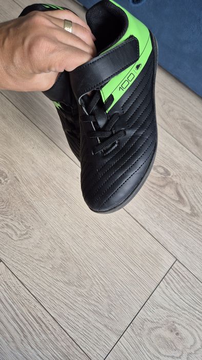 Încălțăminte de fotbal Nr 34