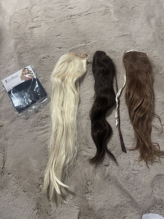 Coada extensii par diferite lungimi si culori