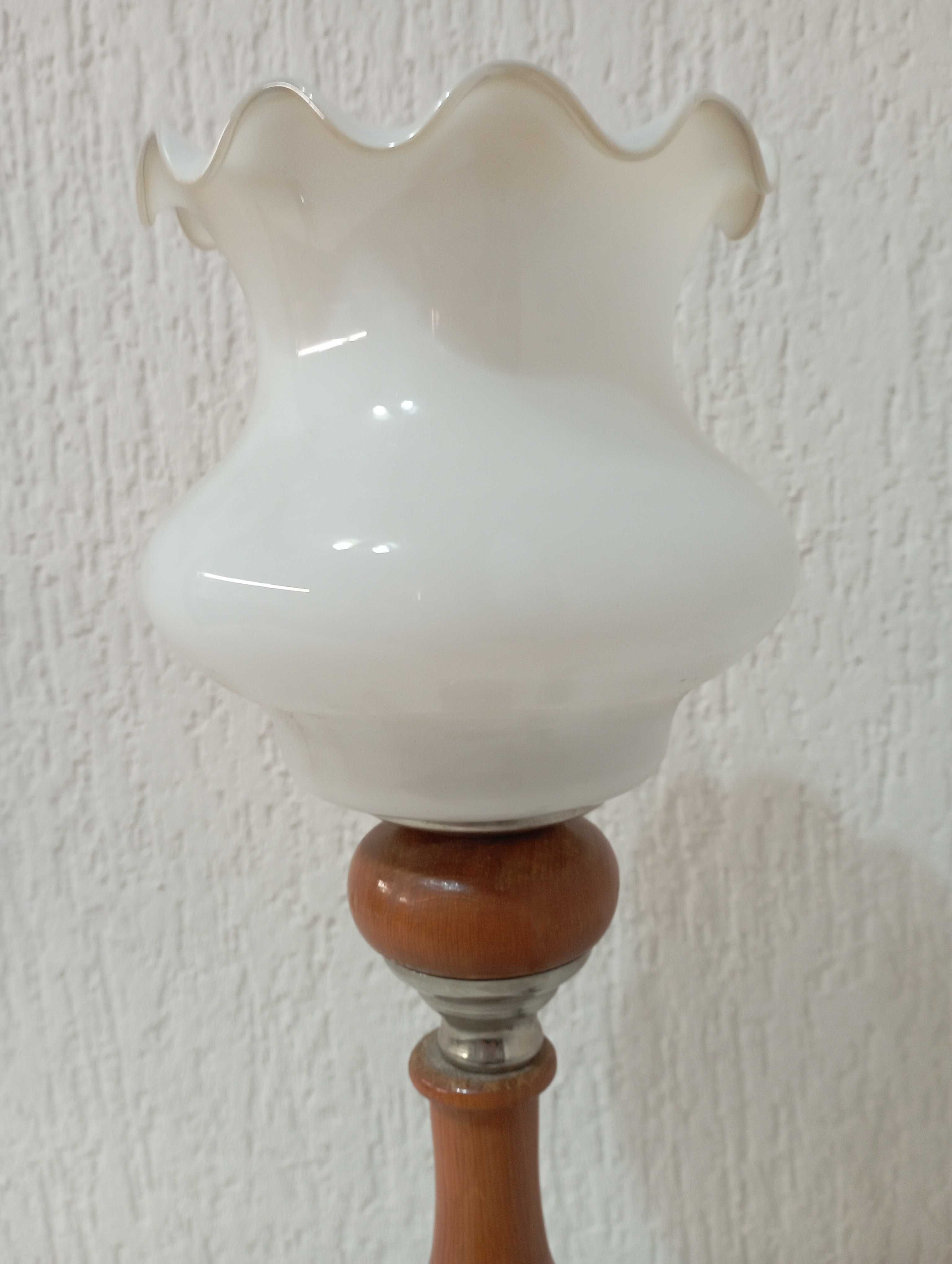 Старинни дървени лампи - лампа