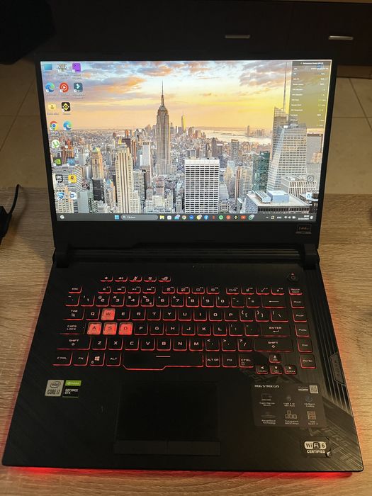 Laptop gaming ROG STRIX 16 RAM, I7, Nvidia 1650TI GTX