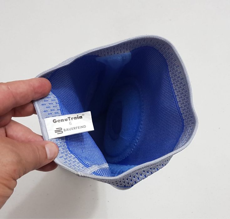 Suport genunchi Bauerfeind GenuTrain, orteza universala nr 6 unisex