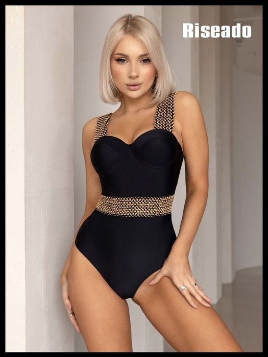 Продам купальник