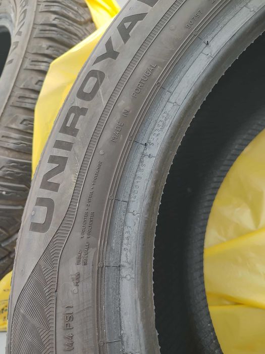 Продавам 4бр зимни гуми Uniroyal