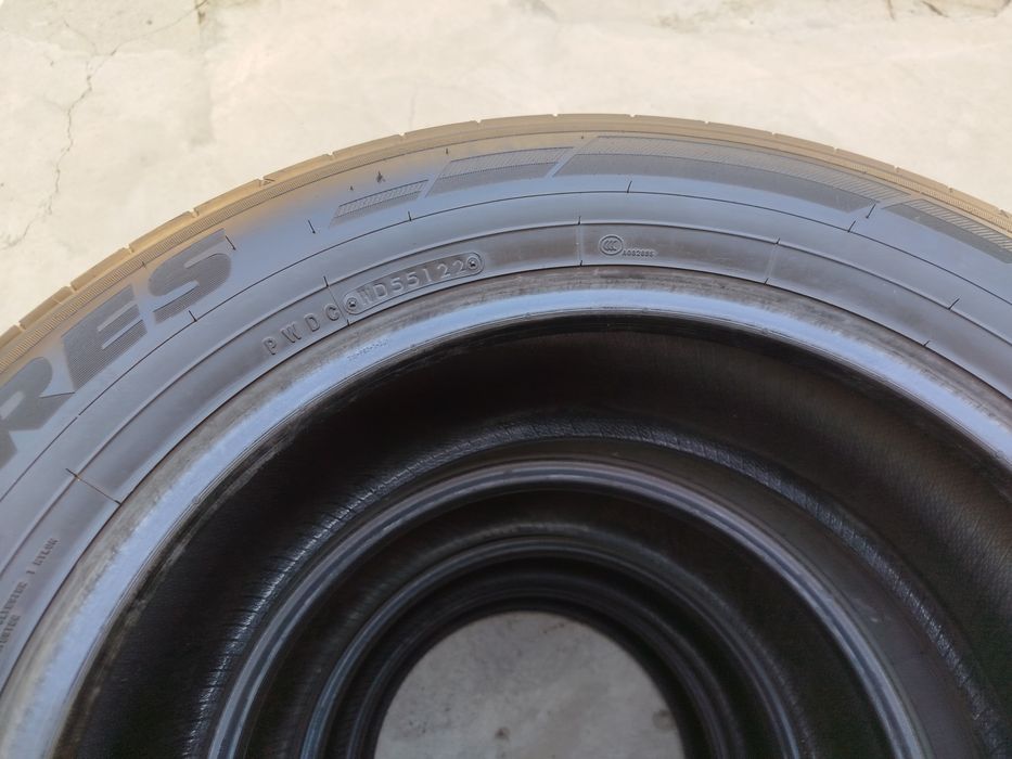 235 60 R18 Shina Toyo