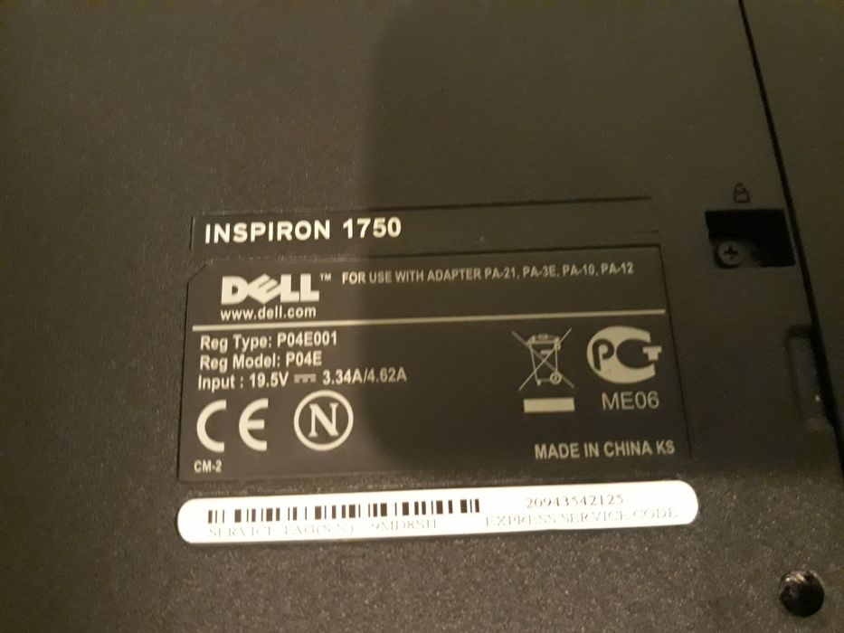 Laptop Dell Inspirion 1750 functional arată foarte bine