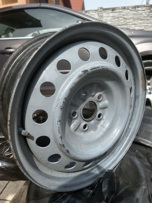 Jante Toyota Auris, Yaris R16