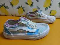 Vans N 29 - 12 лв