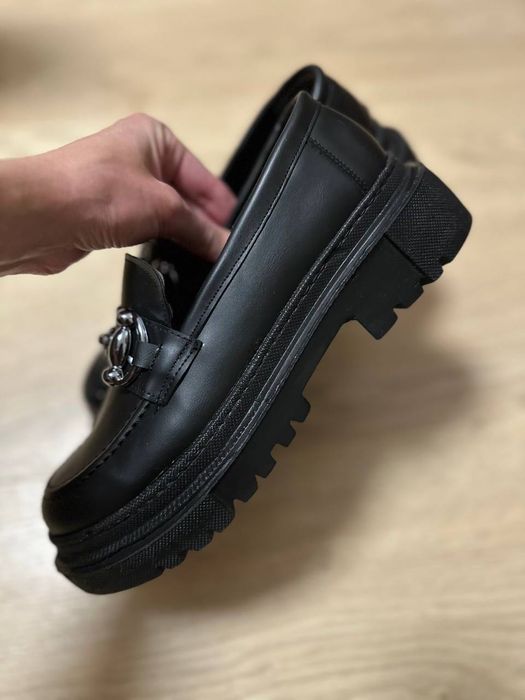 Черни удобни лоуфъри