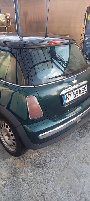 Mini Cooper
An 2002