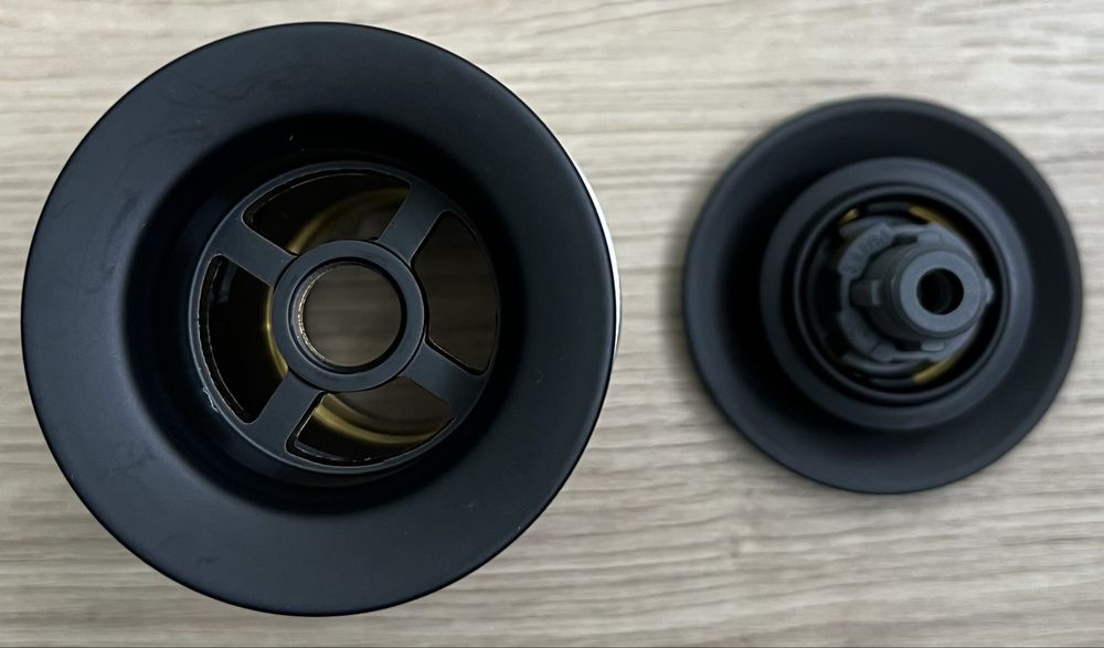 Ventil push-open Kludi pentru lavoare cu preaplin, negru mat