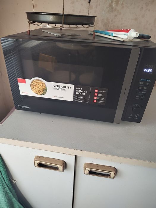 Микровълнова фурна