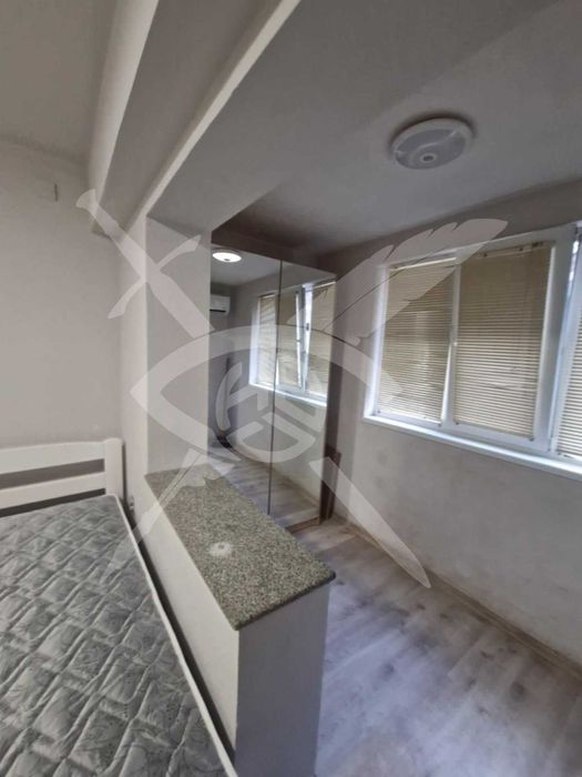 Дава се под наем Едностаен апартамент в Варна, Левски - 23 кв.м за 280 € - Снимка #3