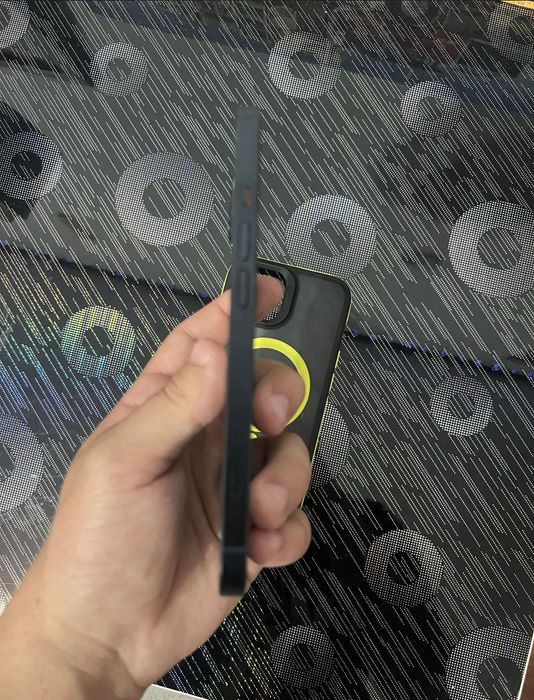 Vând  telefon iPhone 13