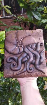 Пано - октопод изработено от орех -уникат