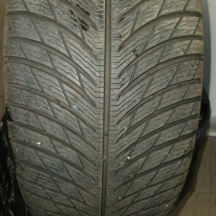 3 броя Michelin Alpin Pilot 5 235/45/18