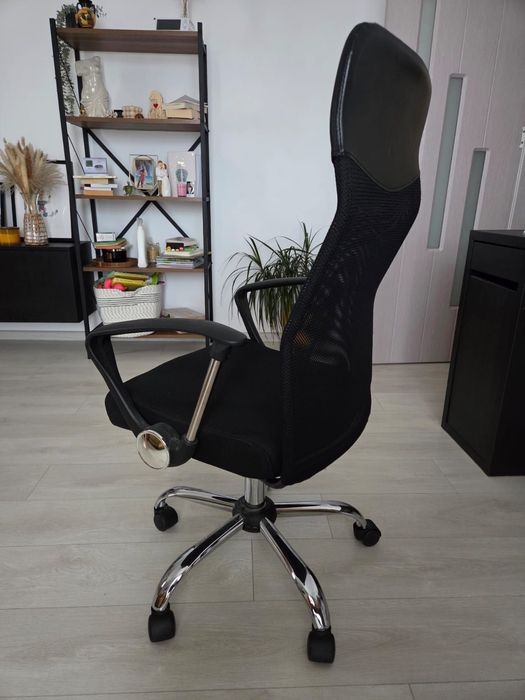 Scaun birou ergonoic Kring negru