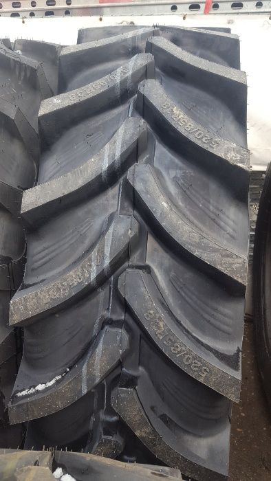 520/85R38 Cauciucuri noi echivalentul lui 20.8R38 avem si pe R42 OZKA