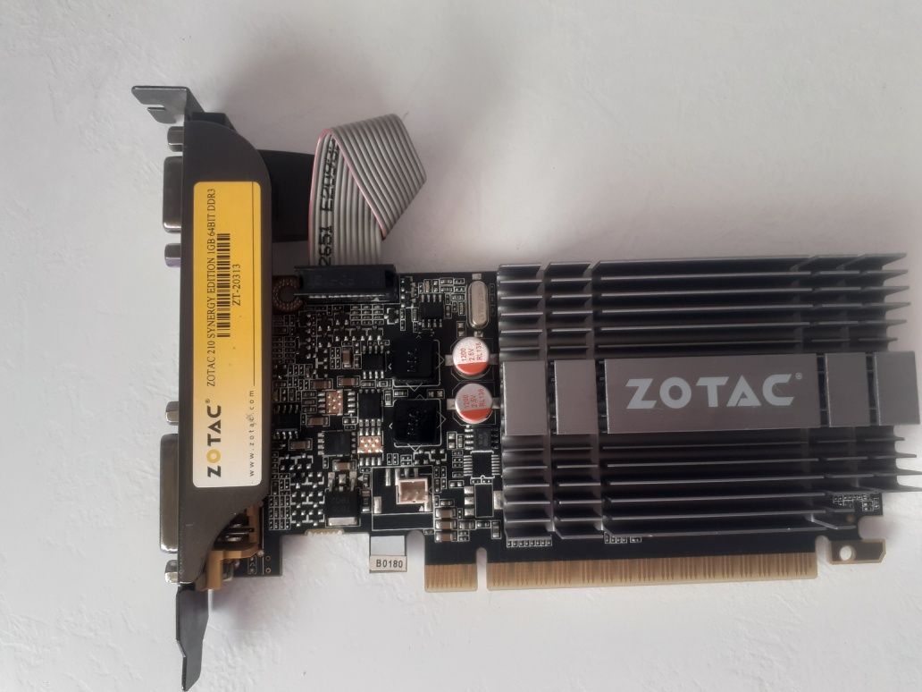 Видеокарта GF GT210 1Gb DDR3 
Ном