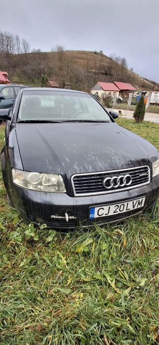 Vând sau schimb cu animale Audi a4 2002 .