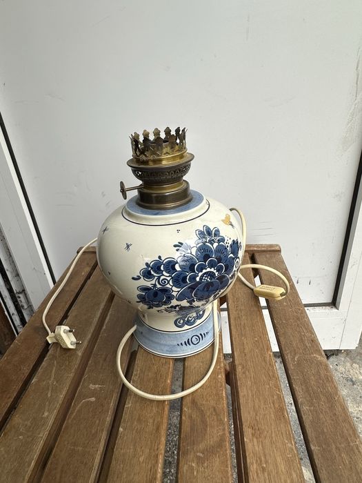 Настолна керамична лампа