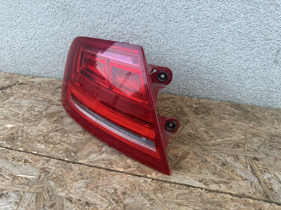 Stop tripla lampa stanga aripa caroserie Audi A8 4H D4 LED Originala