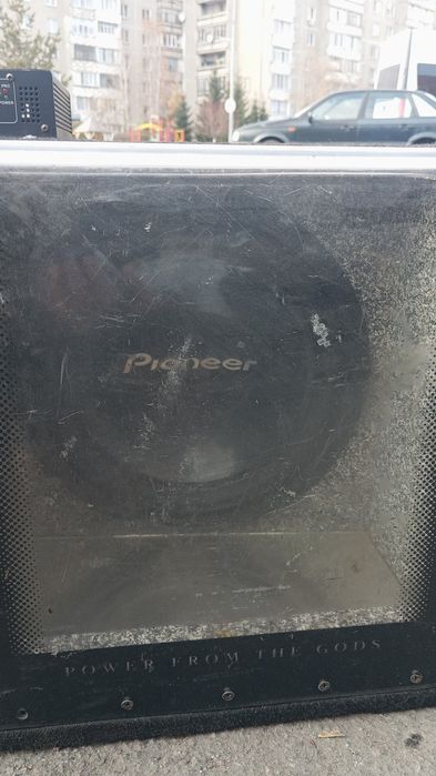 Продам сабвуфер.