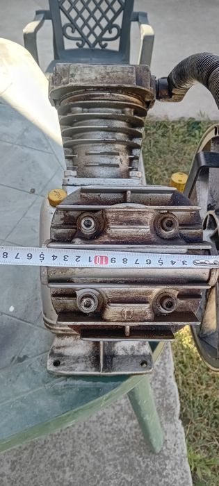Компресорна глава
