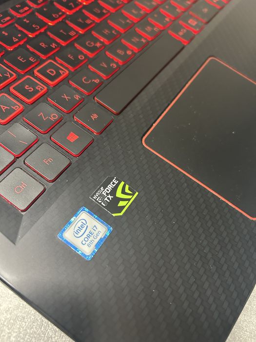 Лаптоп Acer Nitro 5 - intel i7 8750H