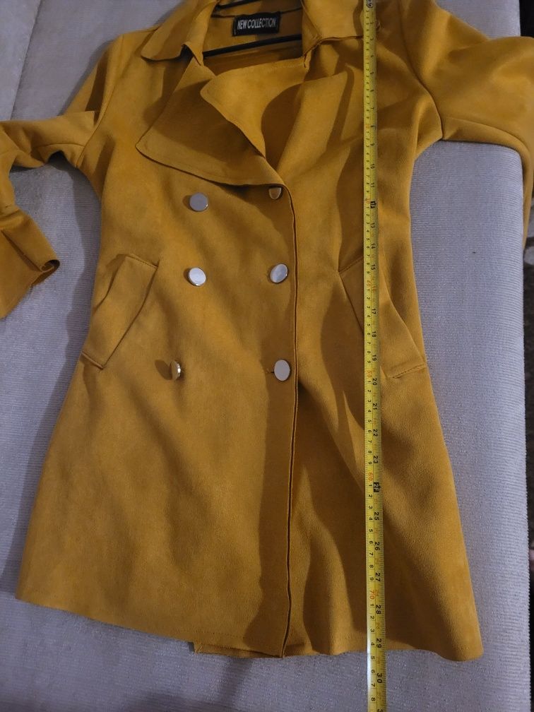 Дамско палто в цвят горчица
