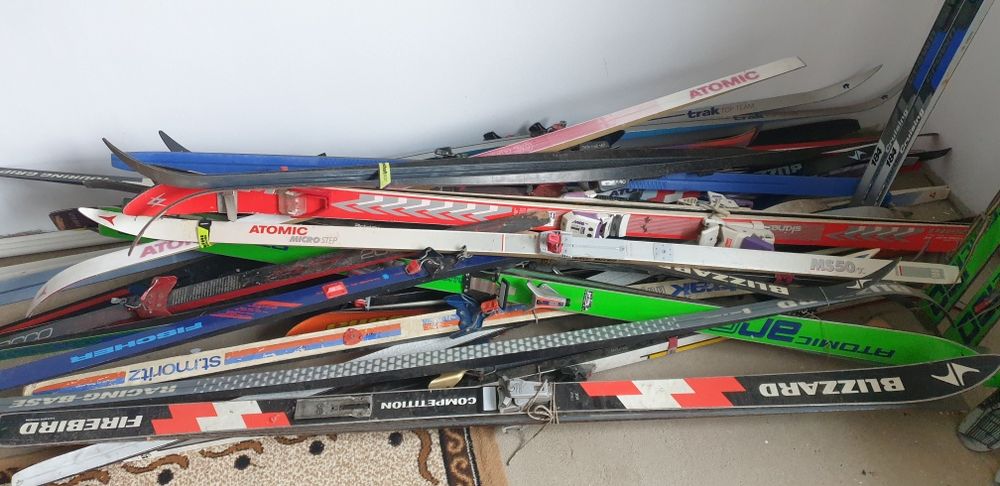 Schiuri adulți și copii diferite modele și marimi