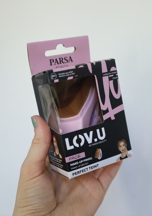 Pensula machiaj contouring