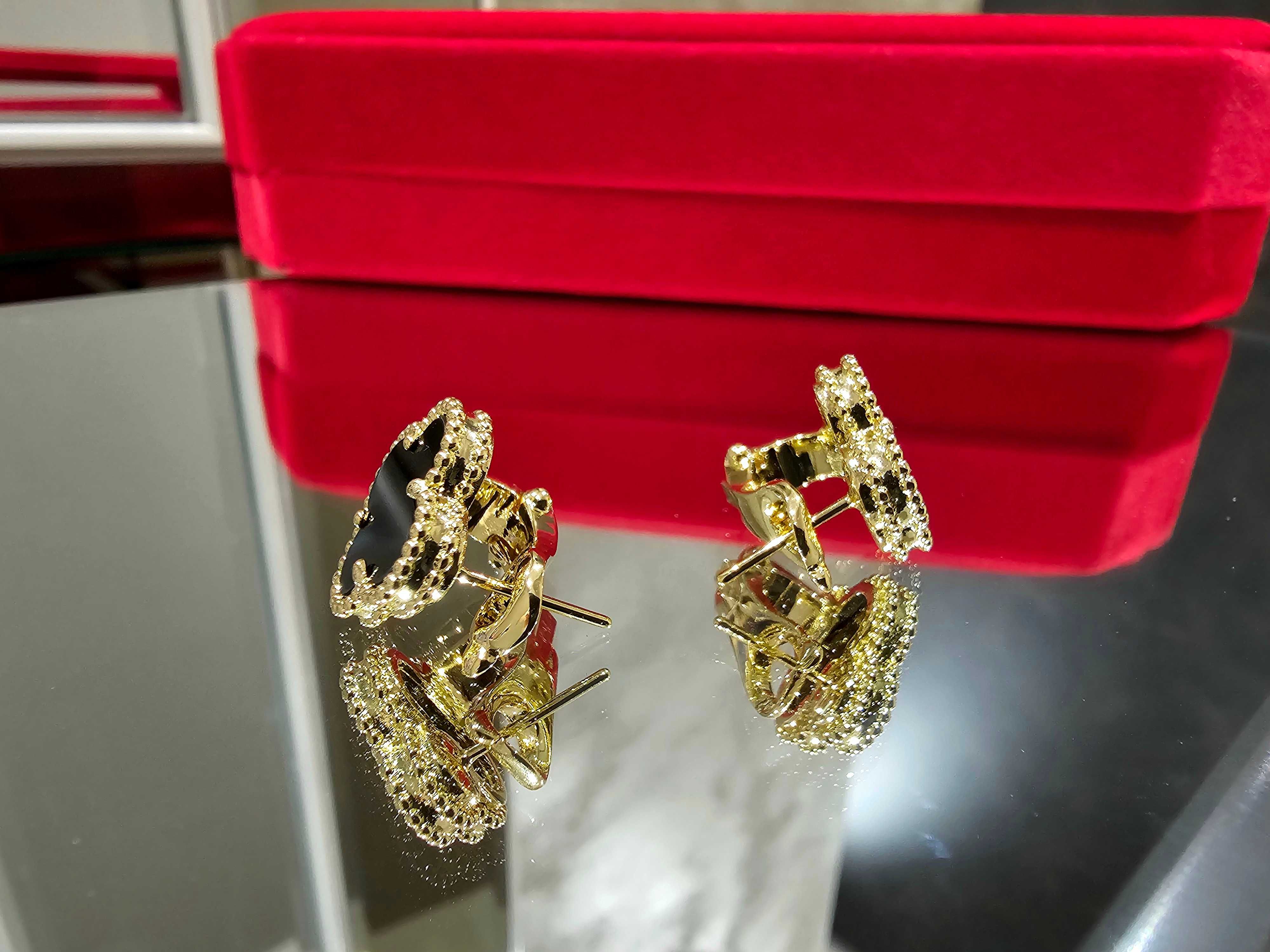 Van Cleef & Arpels VCA Gold Black Onyx Alhambra Clover Дамски Обеци